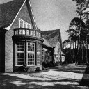 Der Mittelhof. Blick über die Terrasse, 1919